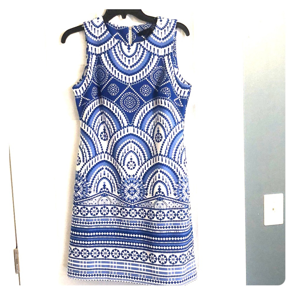 Blue and white pattern dress